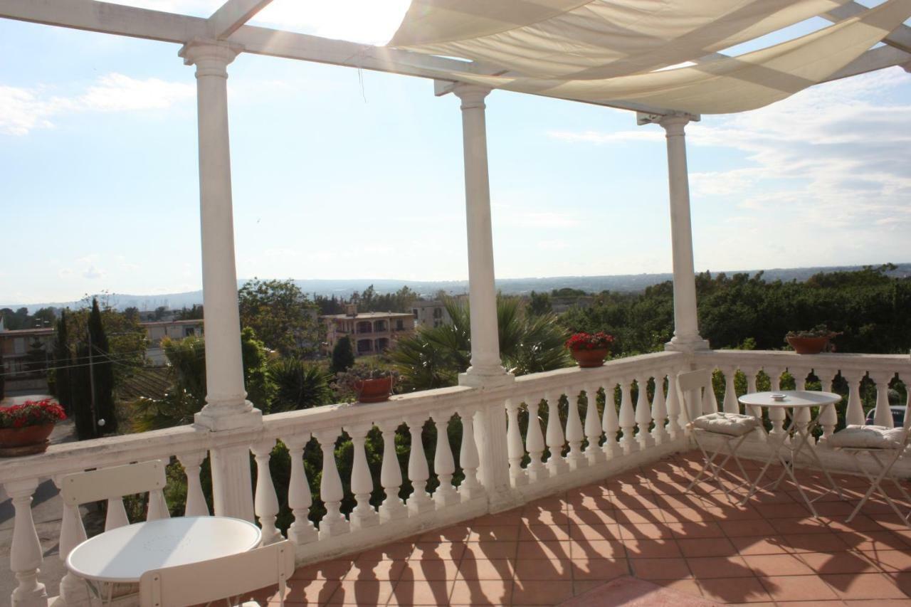 B&B La Marchesa Sant' Anastasia Bagian luar foto