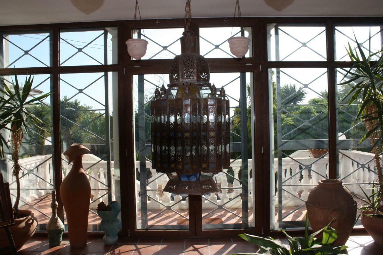 B&B La Marchesa Sant' Anastasia Bagian luar foto