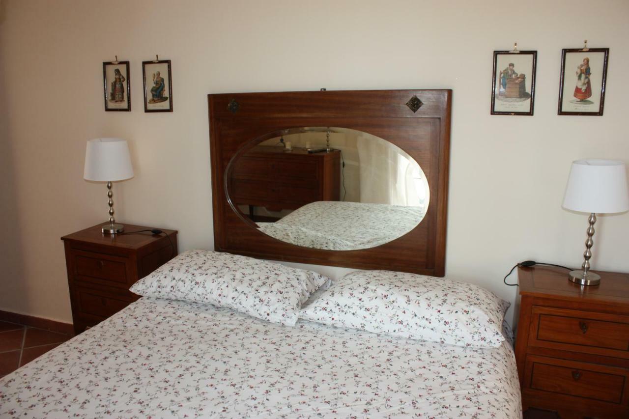 B&B La Marchesa Sant' Anastasia Bagian luar foto